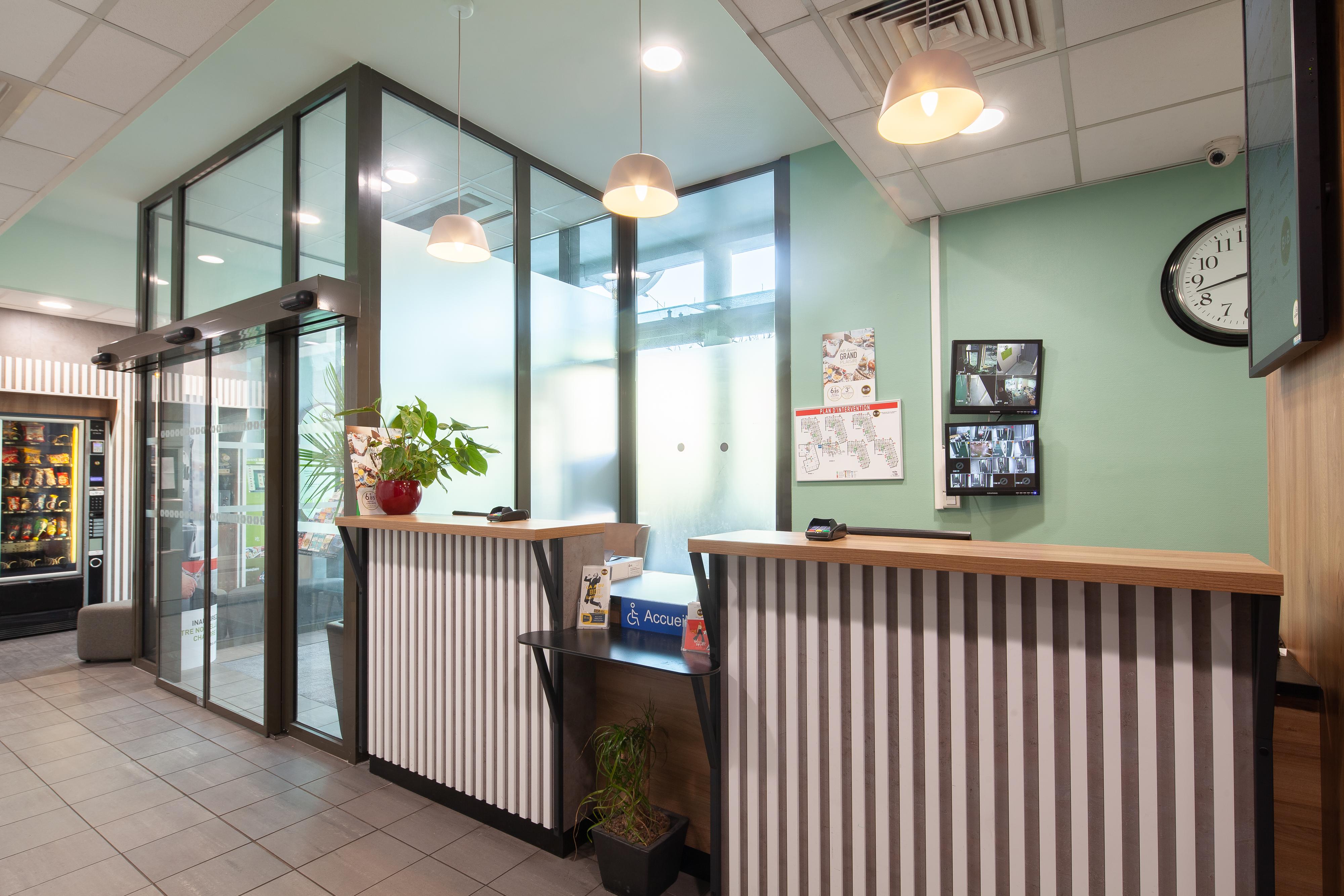 B&B Hotel Paris Saint-Denis Pleyel Exterior photo