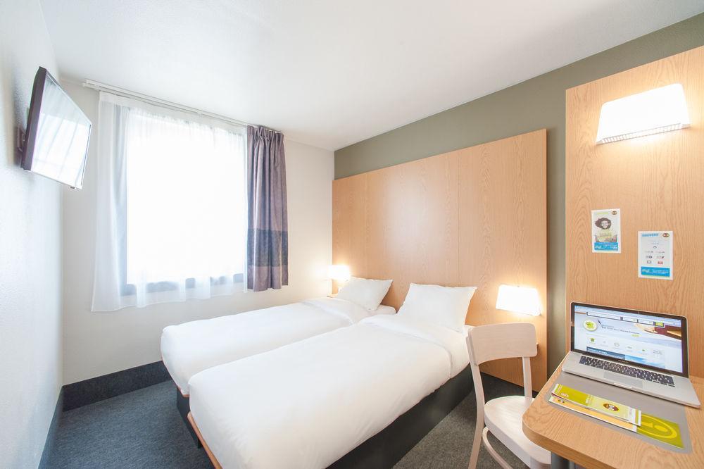 B&B Hotel Paris Saint-Denis Pleyel Exterior photo